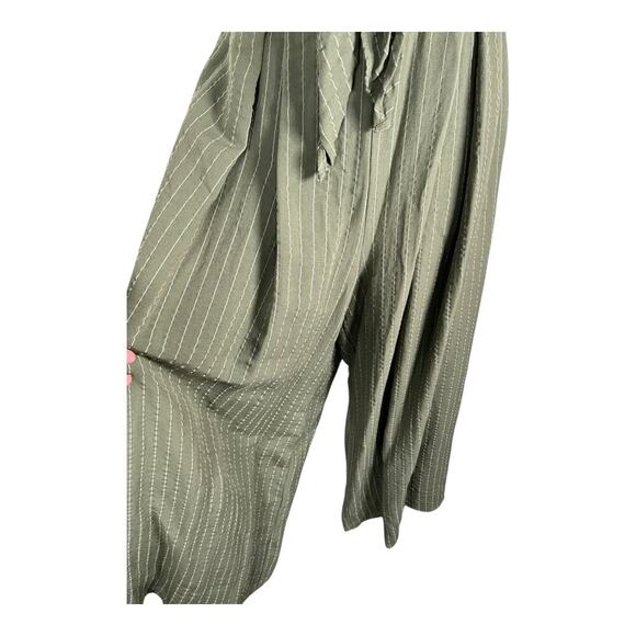 Flying Tomato Olive Green White Pin Strip Tie-Front Jumpsuit Smock Back Medium - Picture 6 of 13